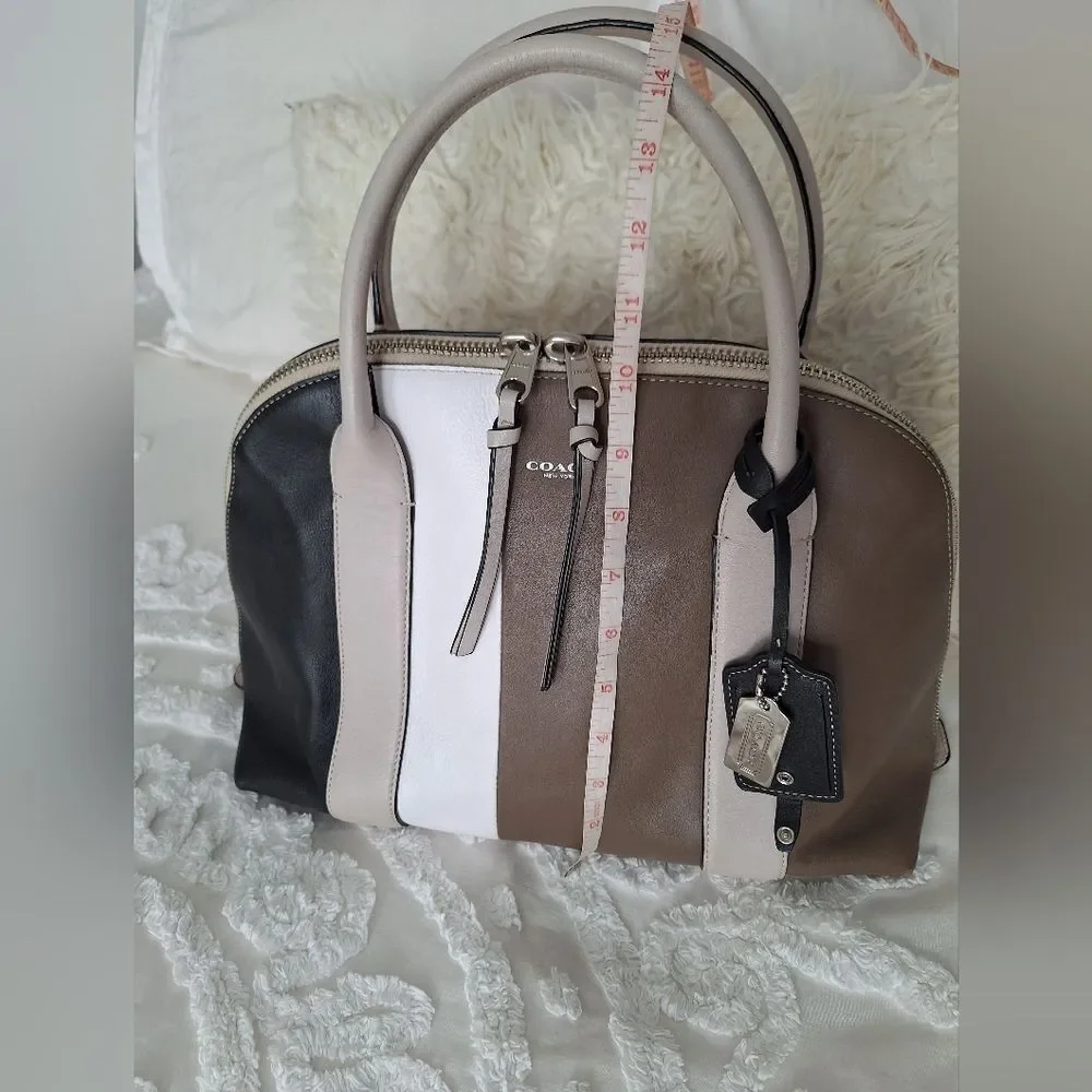 Coach Color Block Black, White, Brown, Leather Purse, Bowling Bag - Picture 8 of 16